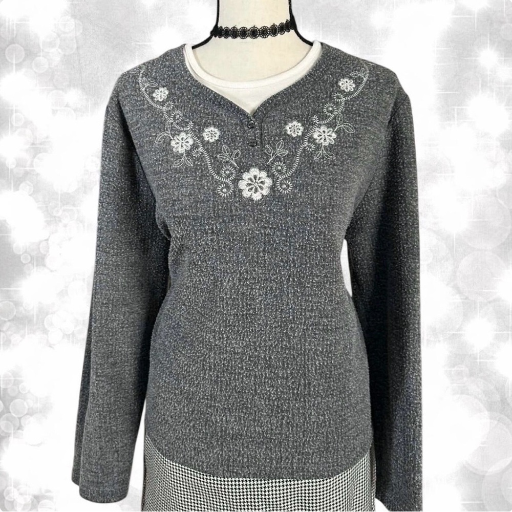Y2K Style Grey Embroidered Layered Neckline Sweater